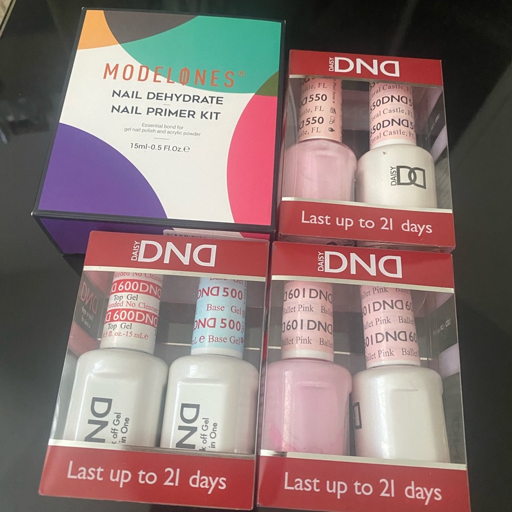 Gel nail polish set